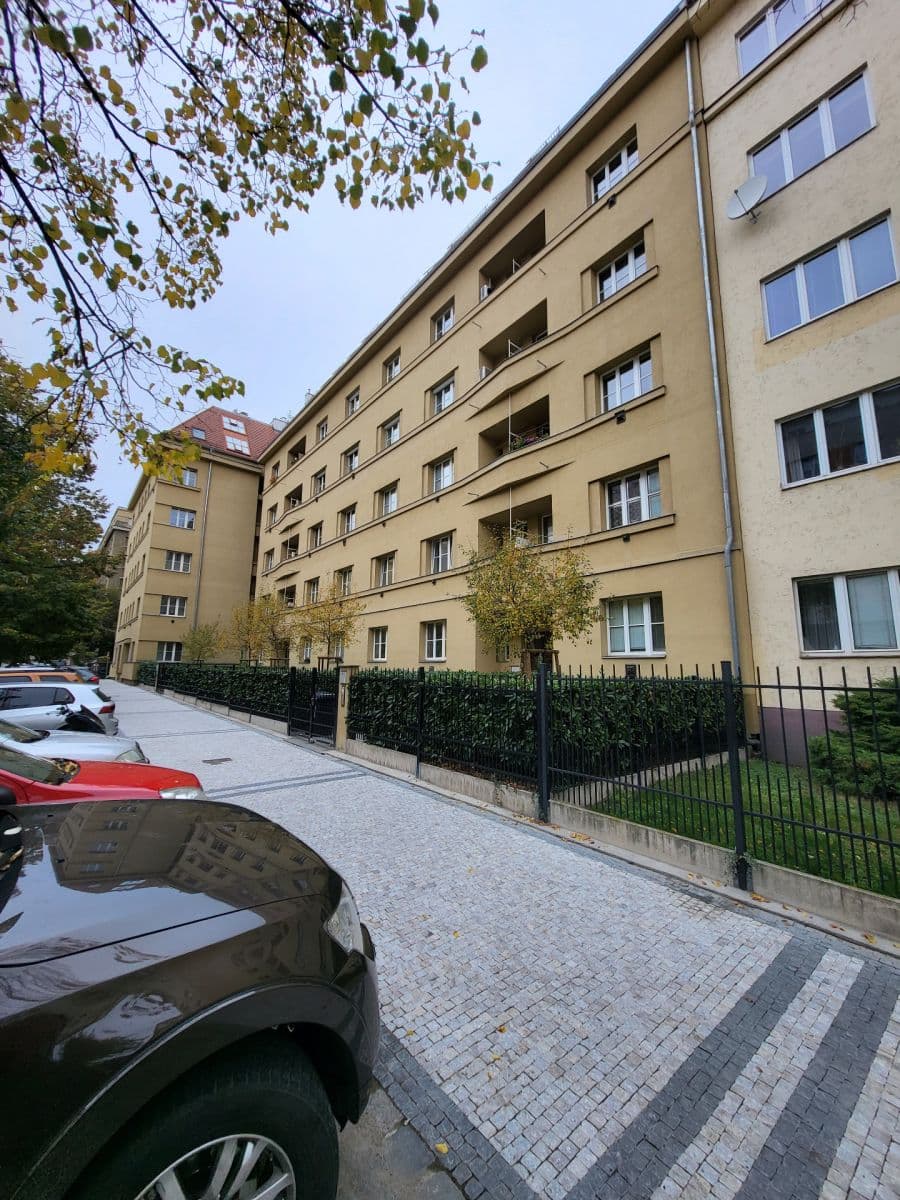 Prenájom bytu 2-izbový 48 m², Lucemburská, Praha, Praha Prenájom bytu 2-izbový 48 m², Lucemburská, Praha, Praha