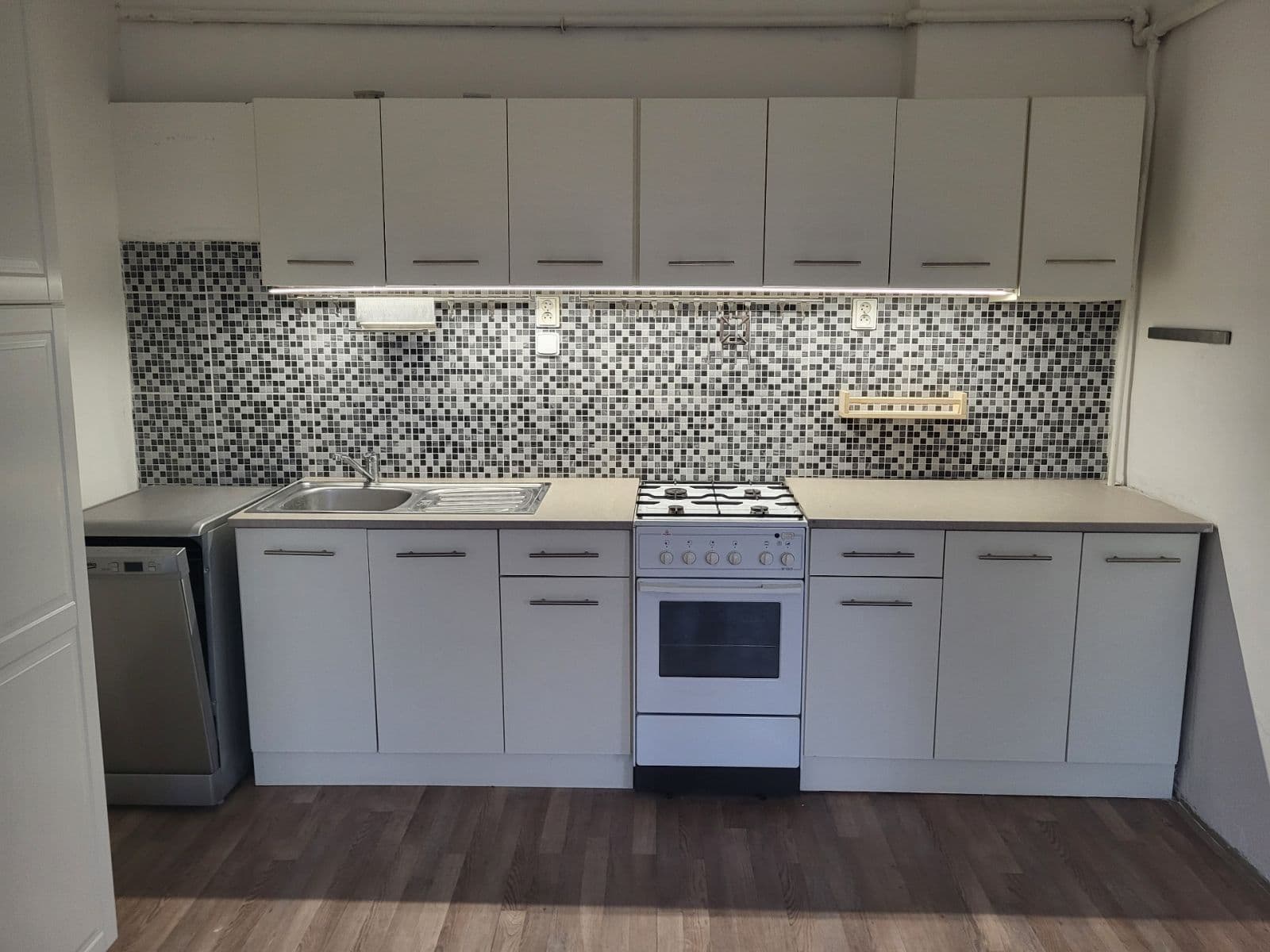 Prenájom bytu 2-izbový 48 m², Lucemburská, Praha, Praha Prenájom bytu 2-izbový 48 m², Lucemburská, Praha, Praha