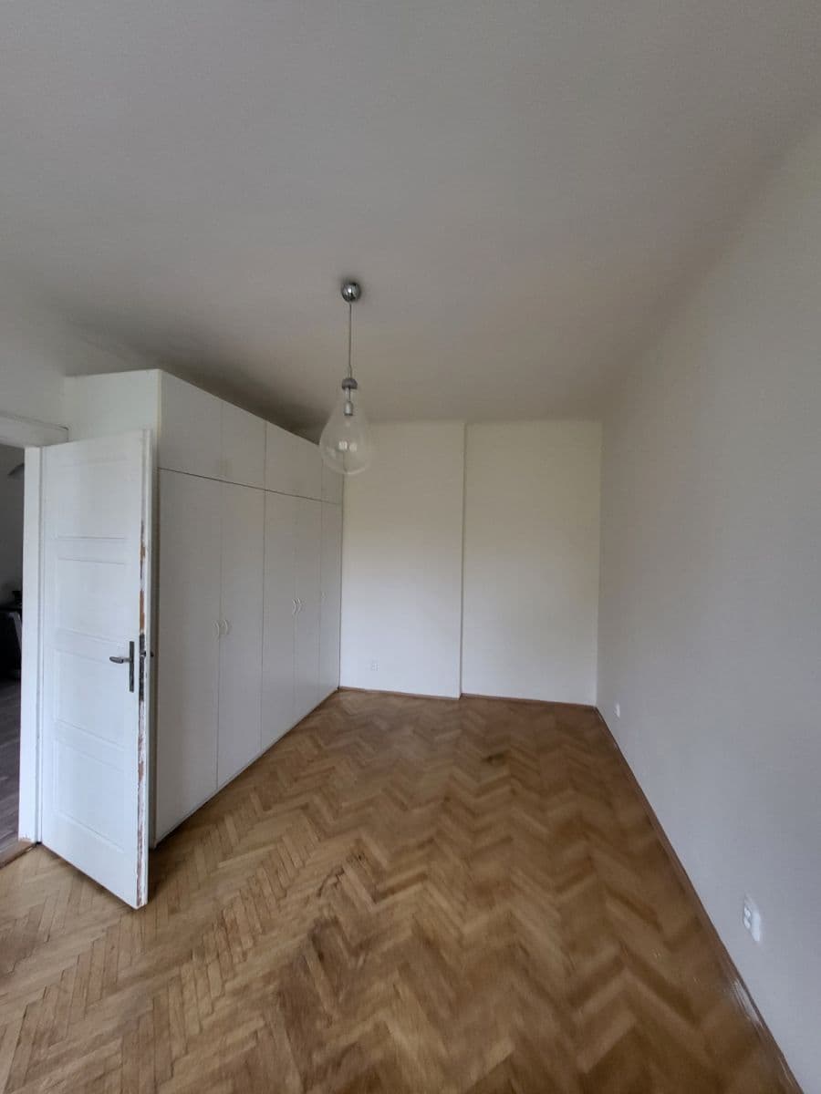 Prenájom bytu 2-izbový 48 m², Lucemburská, Praha, Praha Prenájom bytu 2-izbový 48 m², Lucemburská, Praha, Praha