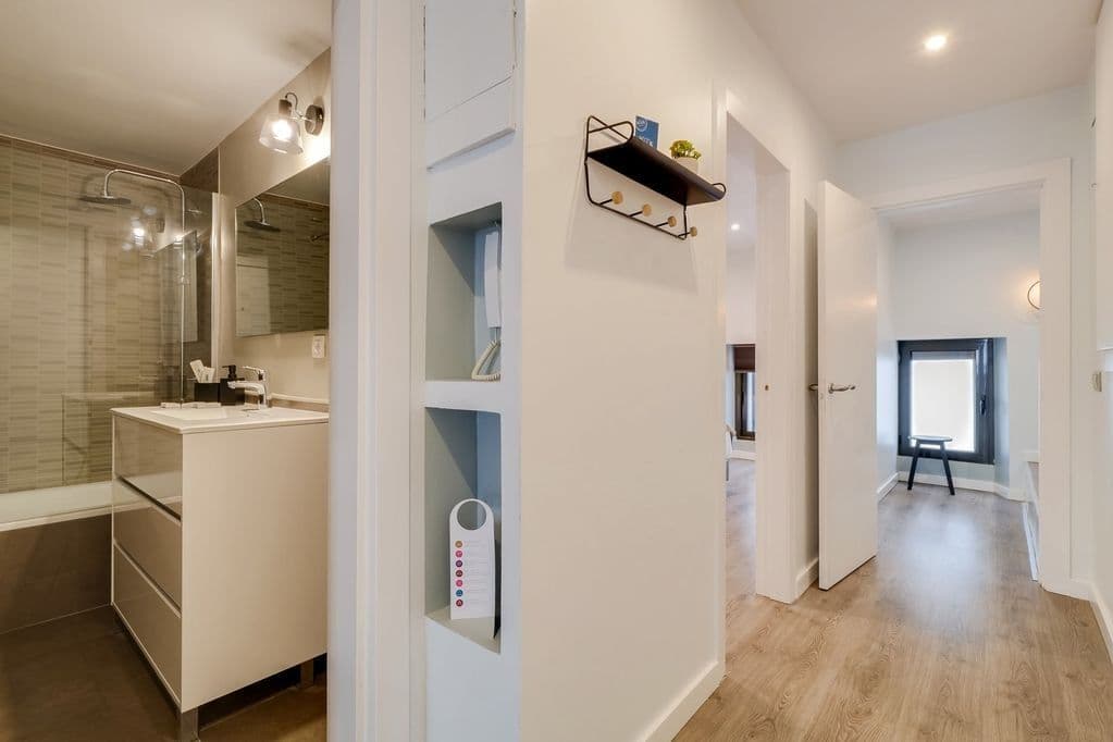 Prenájom bytu 2-izbový 73 m², Ovenecká, Praha, Praha Prenájom bytu 2-izbový 73 m², Ovenecká, Praha, Praha