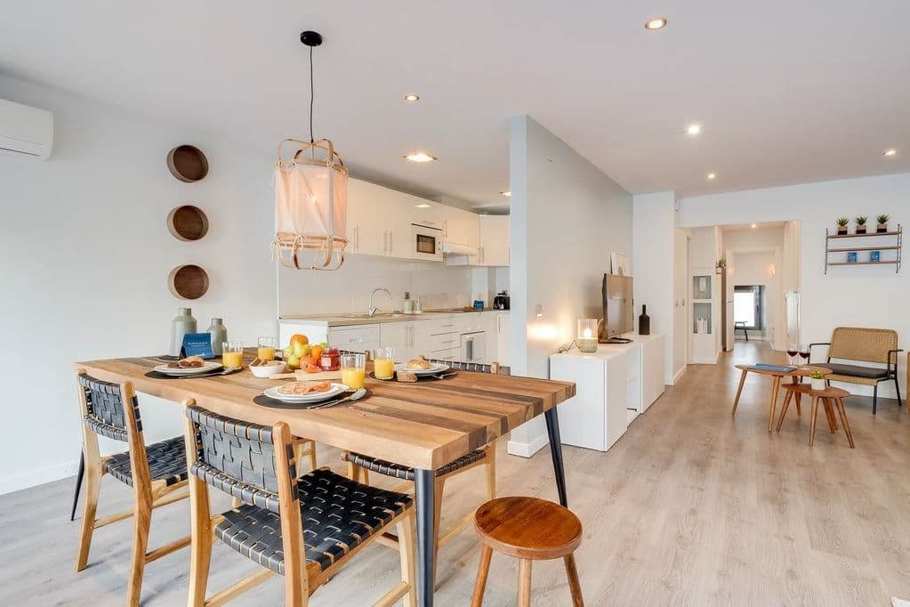 Prenájom bytu 2-izbový 73 m², Ovenecká, Praha, Praha Prenájom bytu 2-izbový 73 m², Ovenecká, Praha, Praha