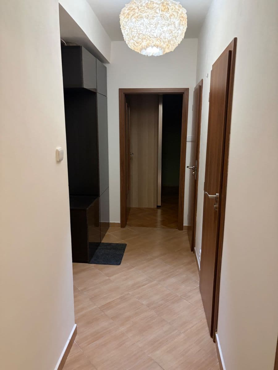 Prenájom bytu 2-izbový 55 m², Podolská, Praha, Praha Prenájom bytu 2-izbový 55 m², Podolská, Praha, Praha