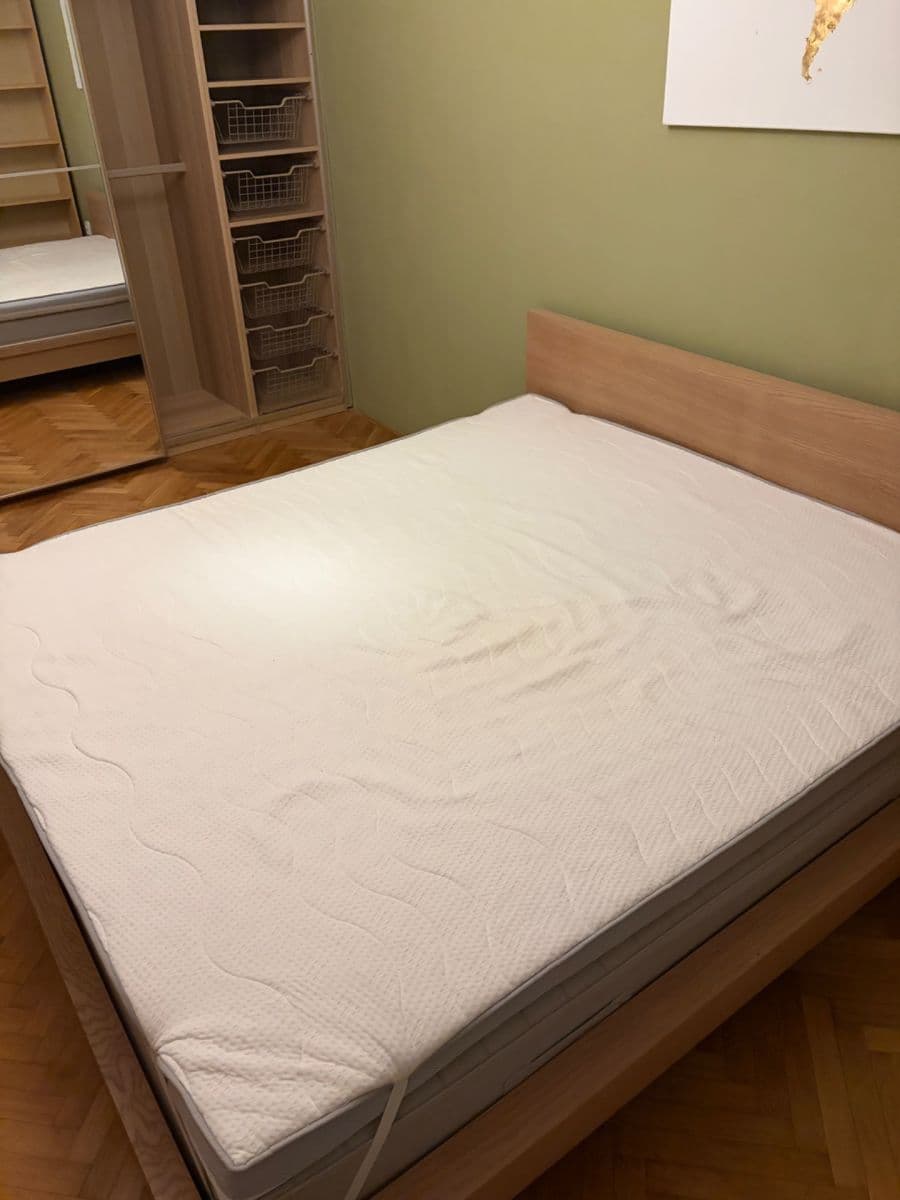 Prenájom bytu 2-izbový 55 m², Podolská, Praha, Praha Prenájom bytu 2-izbový 55 m², Podolská, Praha, Praha