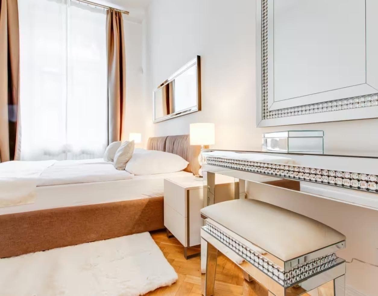 Prenájom bytu 110 m², Štěpánská, Praha, Praha Prenájom bytu 110 m², Štěpánská, Praha, Praha
