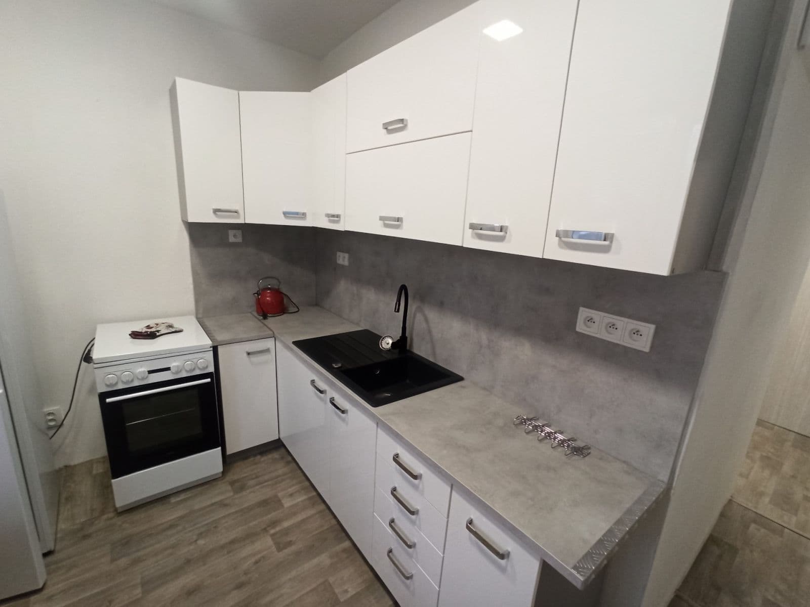 Prenájom bytu 2-izbový 56 m², Tlapákova, Ostrava, Moravskoslezský kraj Prenájom bytu 2-izbový 56 m², Tlapákova, Ostrava, Moravskoslezský kraj