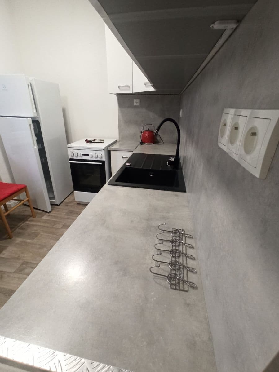 Prenájom bytu 2-izbový 56 m², Tlapákova, Ostrava, Moravskoslezský kraj Prenájom bytu 2-izbový 56 m², Tlapákova, Ostrava, Moravskoslezský kraj