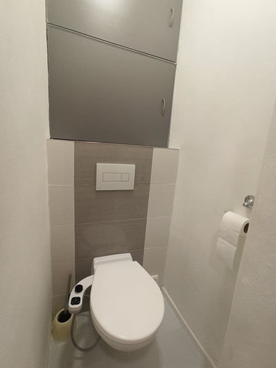 Prenájom bytu 2-izbový 56 m², Tlapákova, Ostrava, Moravskoslezský kraj Prenájom bytu 2-izbový 56 m², Tlapákova, Ostrava, Moravskoslezský kraj