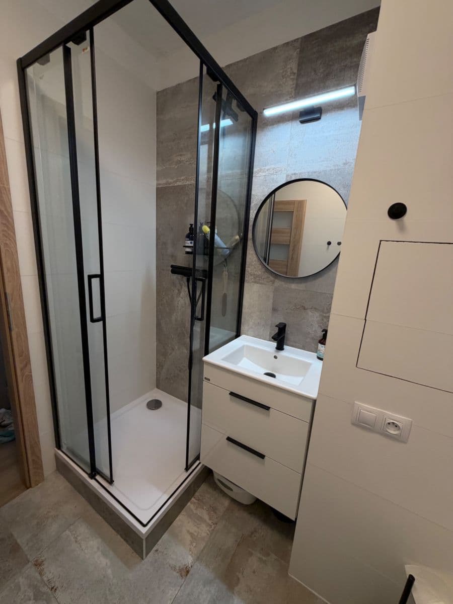 Prenájom bytu 2-izbový 40 m², Sokolovská, Plzeň, Plzeňský kraj Prenájom bytu 2-izbový 40 m², Sokolovská, Plzeň, Plzeňský kraj