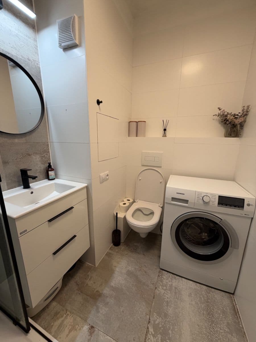 Prenájom bytu 2-izbový 40 m², Sokolovská, Plzeň, Plzeňský kraj Prenájom bytu 2-izbový 40 m², Sokolovská, Plzeň, Plzeňský kraj