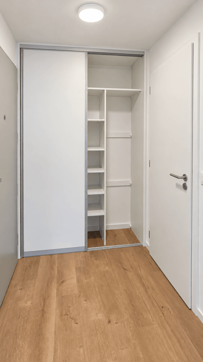 Prenájom bytu 2-izbový 39 m², Murmanská, Praha, Praha Prenájom bytu 2-izbový 39 m², Murmanská, Praha, Praha