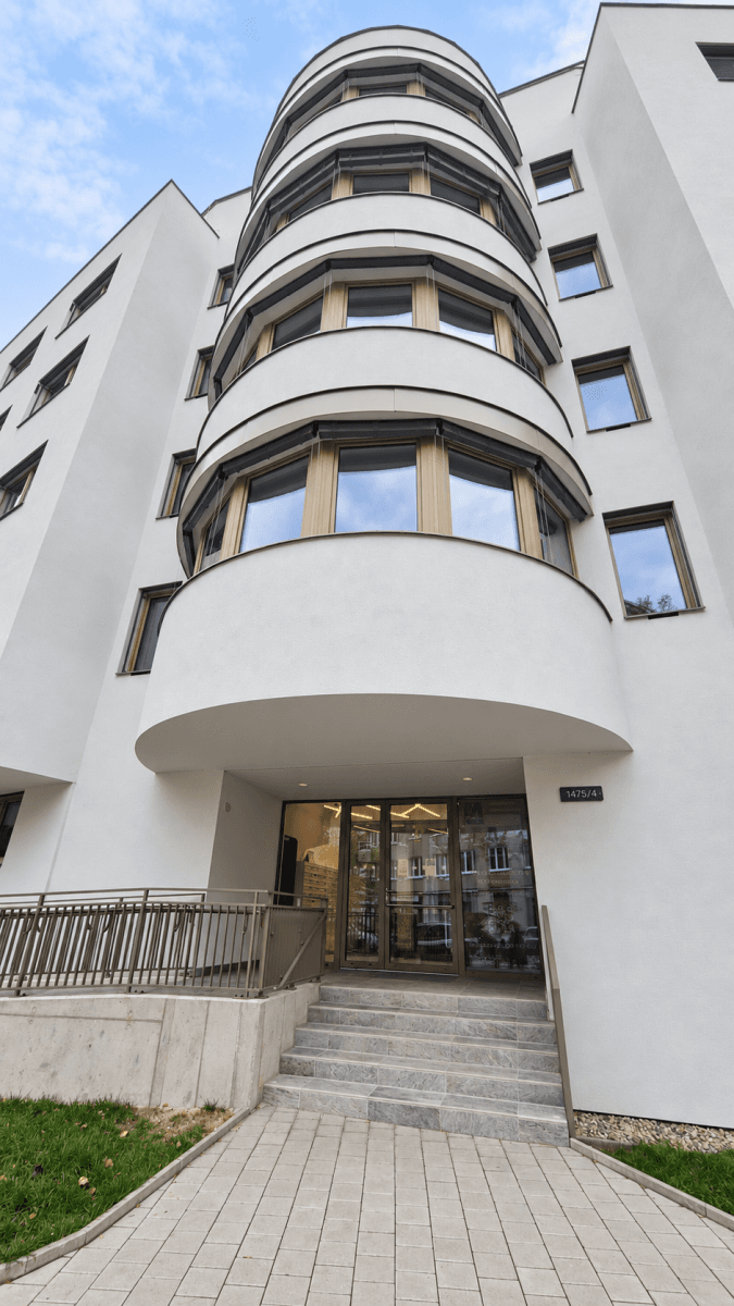 Prenájom bytu 2-izbový 39 m², Murmanská, Praha, Praha Prenájom bytu 2-izbový 39 m², Murmanská, Praha, Praha