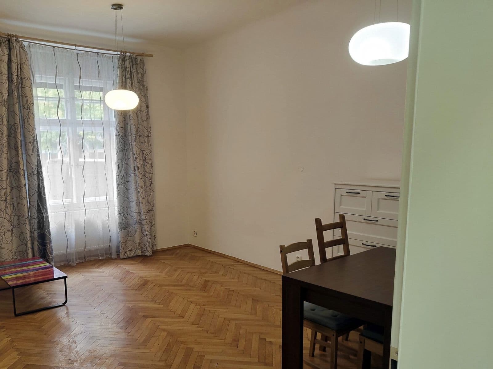 Prenájom bytu 2-izbový 49 m², Boleslavská, Praha, Praha Prenájom bytu 2-izbový 49 m², Boleslavská, Praha, Praha