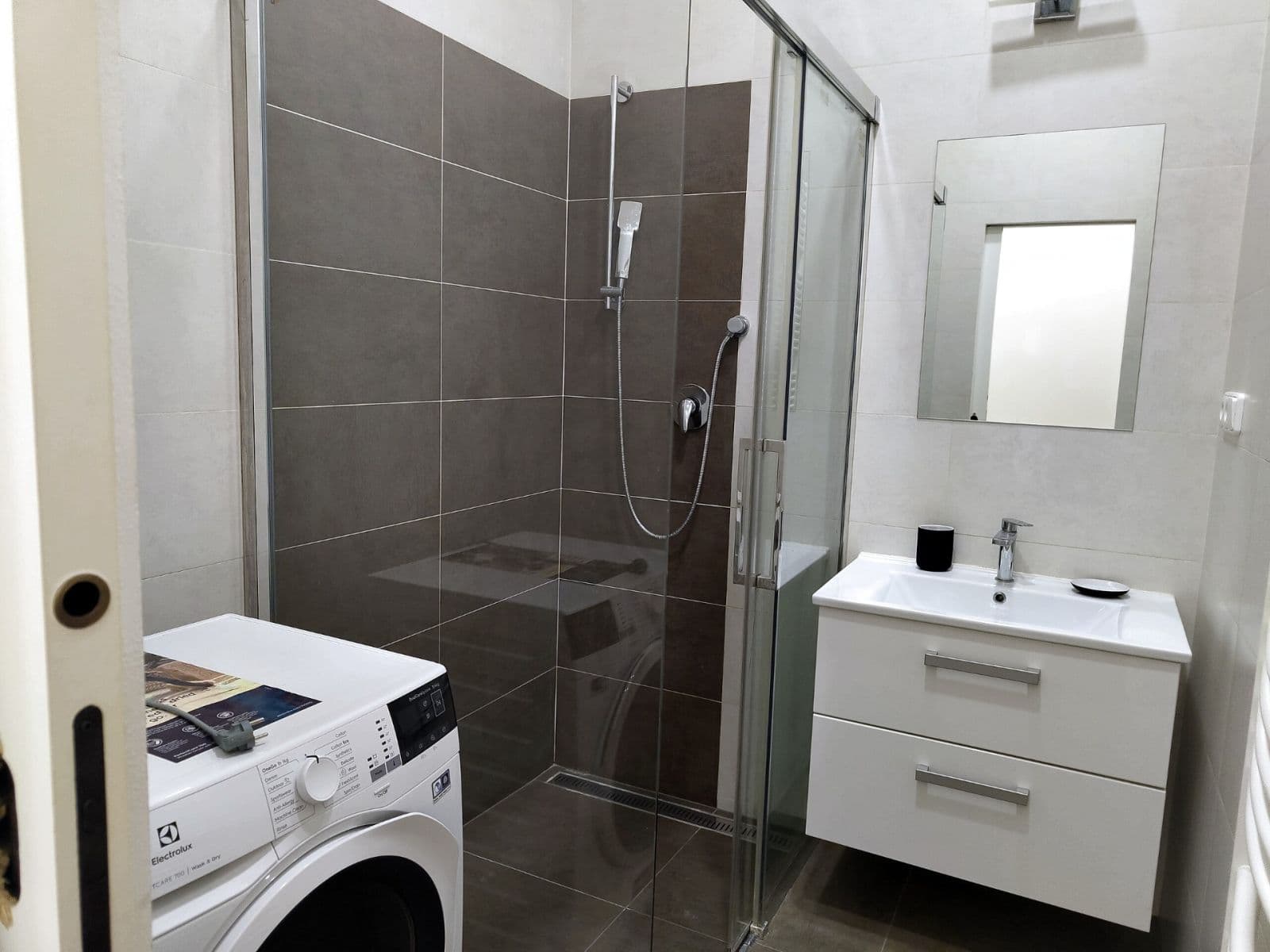 Prenájom bytu 2-izbový 49 m², Boleslavská, Praha, Praha Prenájom bytu 2-izbový 49 m², Boleslavská, Praha, Praha
