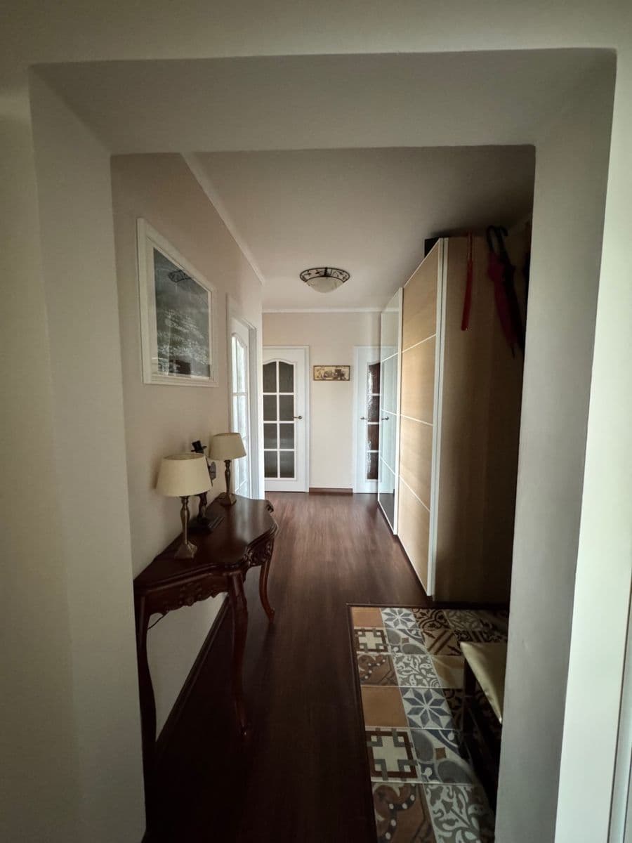 Predaj bytu 3-izbový 84 m², K Zahrádkám, Praha, Praha Predaj bytu 3-izbový 84 m², K Zahrádkám, Praha, Praha