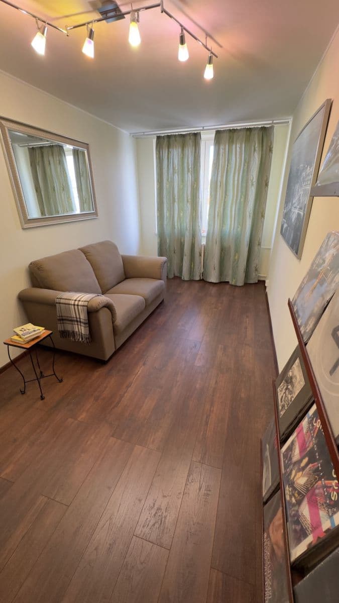 Predaj bytu 3-izbový 84 m², K Zahrádkám, Praha, Praha Predaj bytu 3-izbový 84 m², K Zahrádkám, Praha, Praha