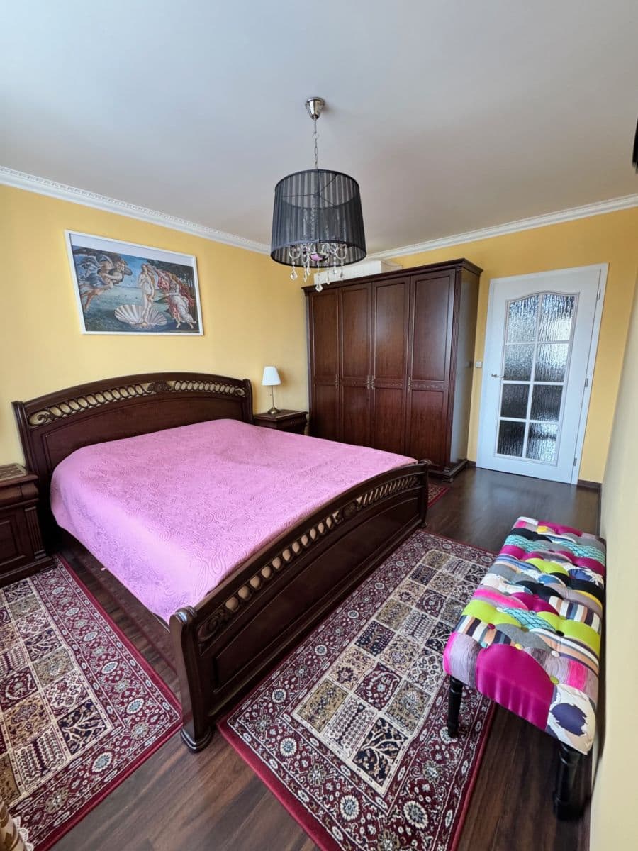 Predaj bytu 3-izbový 84 m², K Zahrádkám, Praha, Praha Predaj bytu 3-izbový 84 m², K Zahrádkám, Praha, Praha