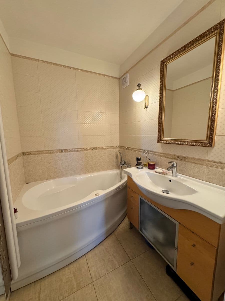 Predaj bytu 3-izbový 84 m², K Zahrádkám, Praha, Praha Predaj bytu 3-izbový 84 m², K Zahrádkám, Praha, Praha
