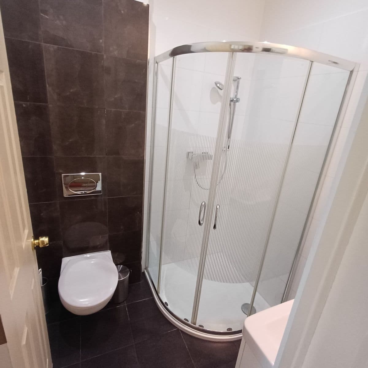 Prenájom bytu 1-izbový 42 m², Bulharská, Praha, Praha Prenájom bytu 1-izbový 42 m², Bulharská, Praha, Praha