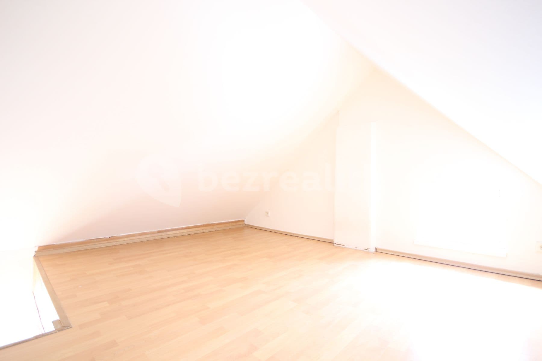 Prenájom bytu 2-izbový 33 m², Na Neklance 34, Praha, Praha Prenájom bytu 2-izbový 33 m², Na Neklance 34, Praha, Praha