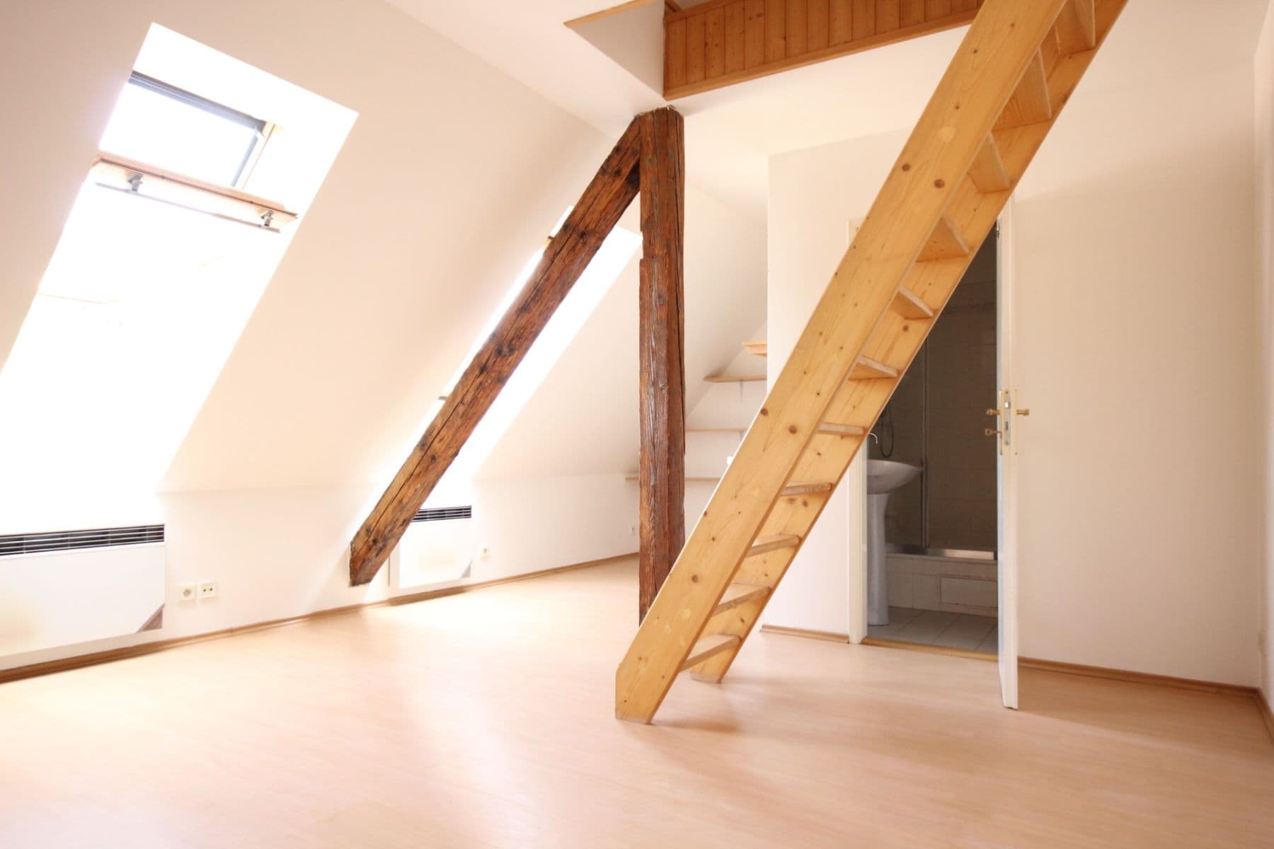 Prenájom bytu 2-izbový 33 m², Na Neklance 34, Praha, Praha Prenájom bytu 2-izbový 33 m², Na Neklance 34, Praha, Praha