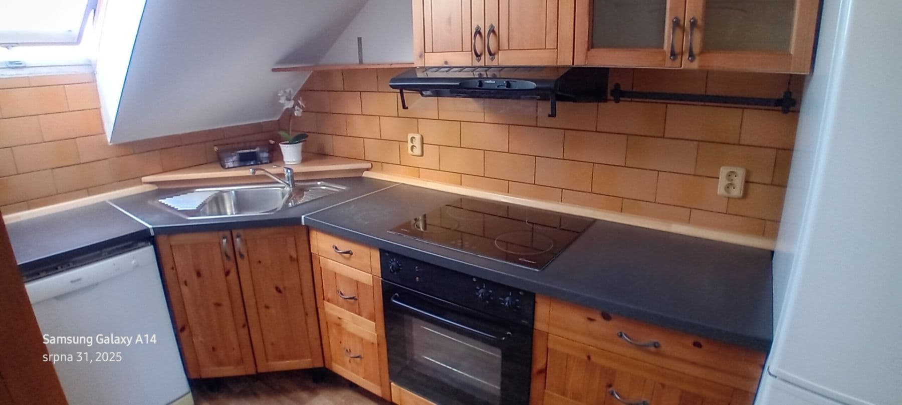 Prenájom bytu 2-izbový 55 m², Brožíkova, Kladno, Středočeský kraj Prenájom bytu 2-izbový 55 m², Brožíkova, Kladno, Středočeský kraj