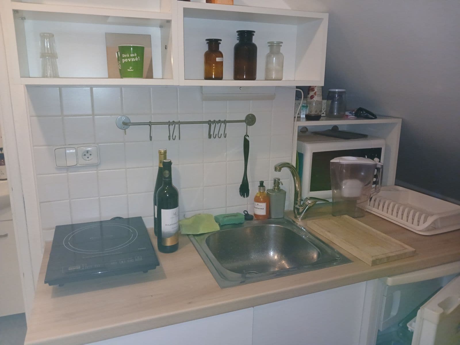 Prenájom bytu 1-izbový 32 m², Nad Krocínkou, Praha, Praha Prenájom bytu 1-izbový 32 m², Nad Krocínkou, Praha, Praha
