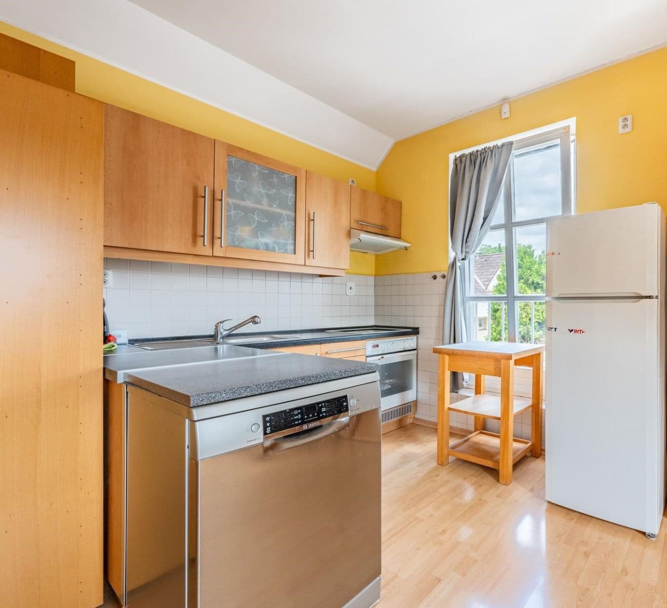 Prenájom bytu 2-izbový 80 m², Za Jalovým dvorem, Praha, Praha Prenájom bytu 2-izbový 80 m², Za Jalovým dvorem, Praha, Praha