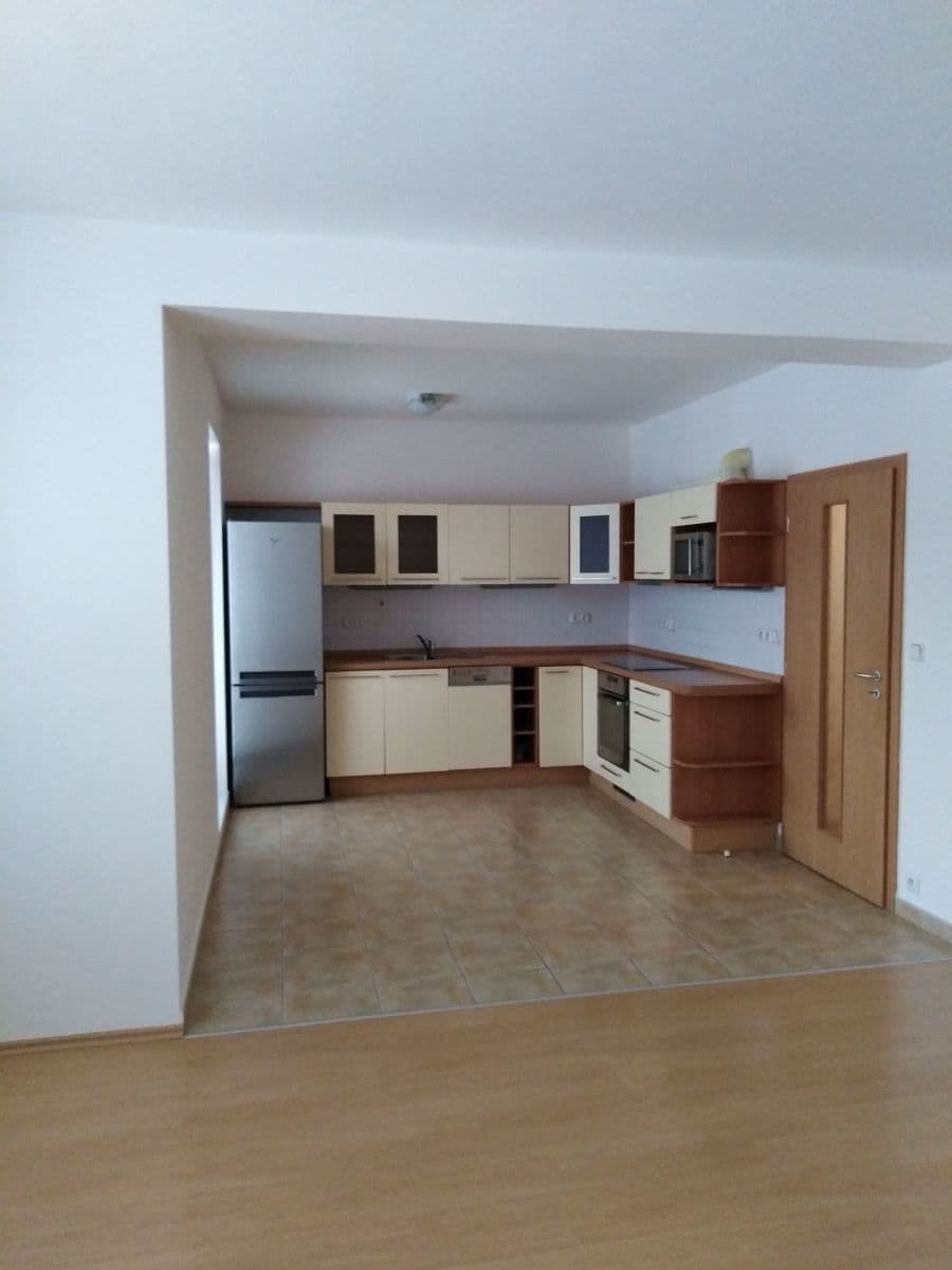 Prenájom bytu 2-izbový 56 m², Čeňka Růžičky, Brno, Jihomoravský kraj Prenájom bytu 2-izbový 56 m², Čeňka Růžičky, Brno, Jihomoravský kraj