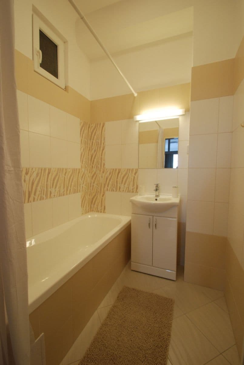 Prenájom bytu 2-izbový 68 m², Stojanova, Brno, Jihomoravský kraj Prenájom bytu 2-izbový 68 m², Stojanova, Brno, Jihomoravský kraj