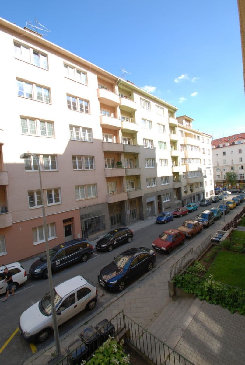Prenájom bytu 2-izbový 68 m², Stojanova, Brno, Jihomoravský kraj Prenájom bytu 2-izbový 68 m², Stojanova, Brno, Jihomoravský kraj