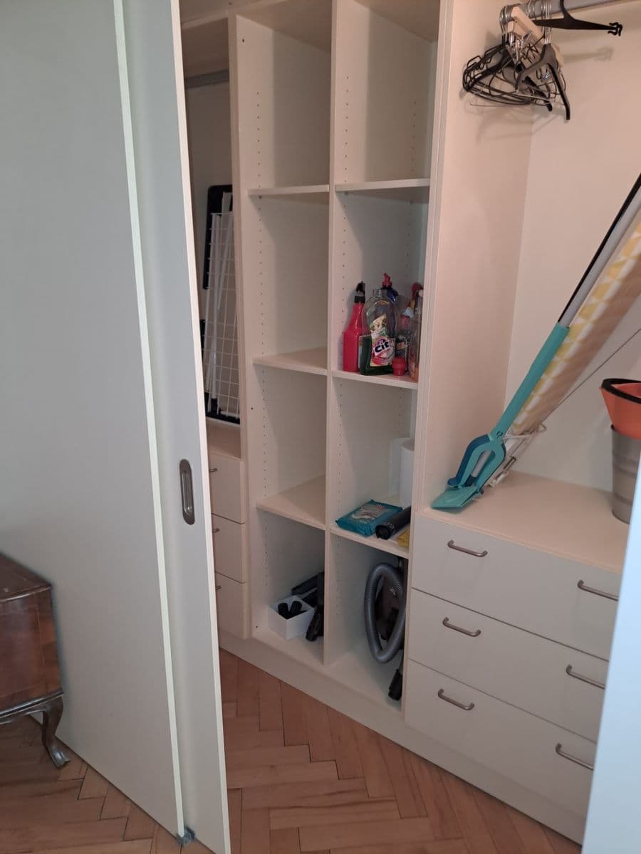 Prenájom bytu 1-izbový 30 m², Sochařská, Praha, Praha Prenájom bytu 1-izbový 30 m², Sochařská, Praha, Praha