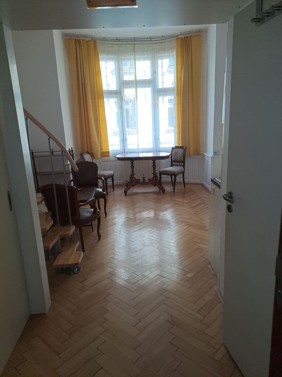 Prenájom bytu 1-izbový 30 m², Sochařská, Praha, Praha Prenájom bytu 1-izbový 30 m², Sochařská, Praha, Praha