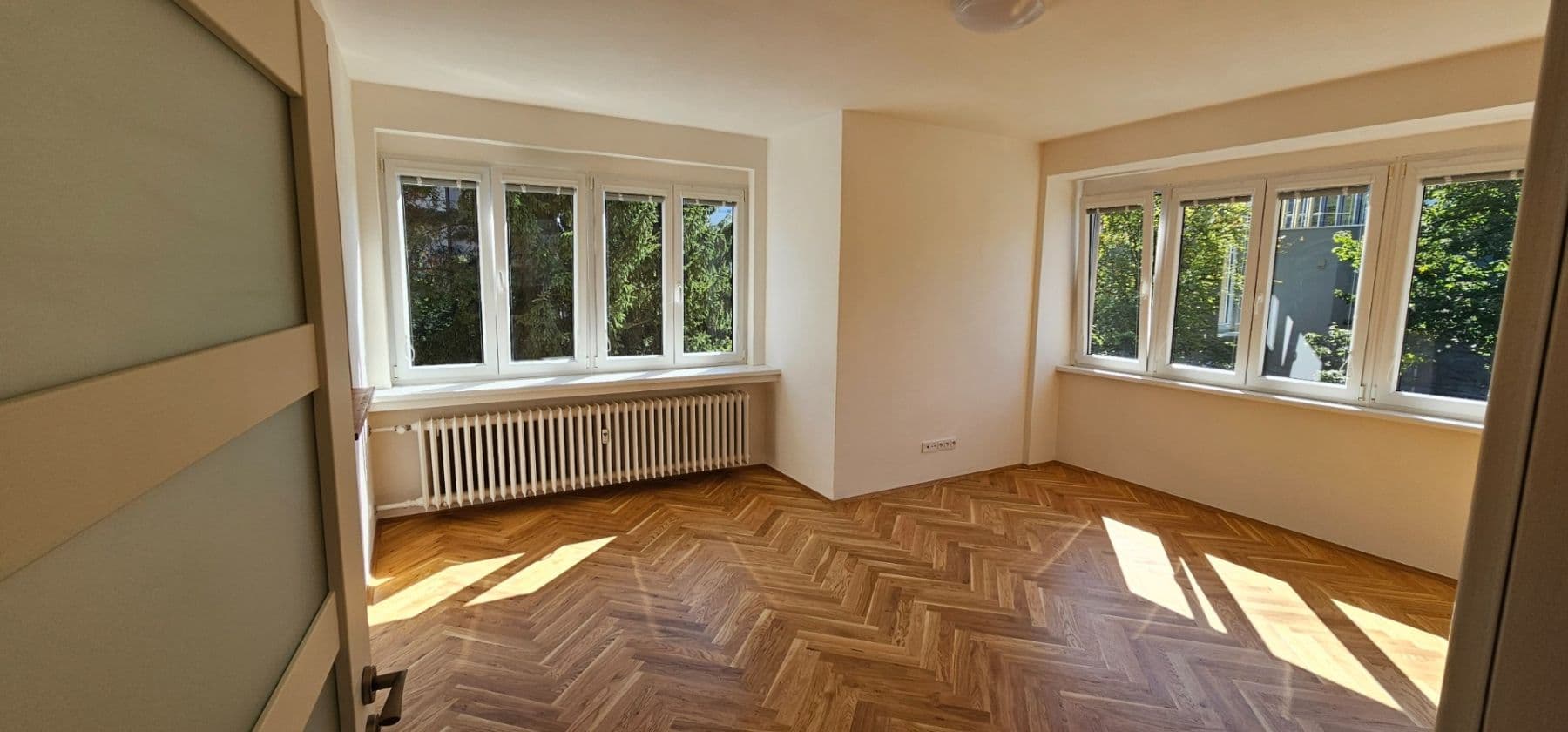 Prenájom bytu 1-izbový 45 m², Nad Kajetánkou, Praha, Praha Prenájom bytu 1-izbový 45 m², Nad Kajetánkou, Praha, Praha