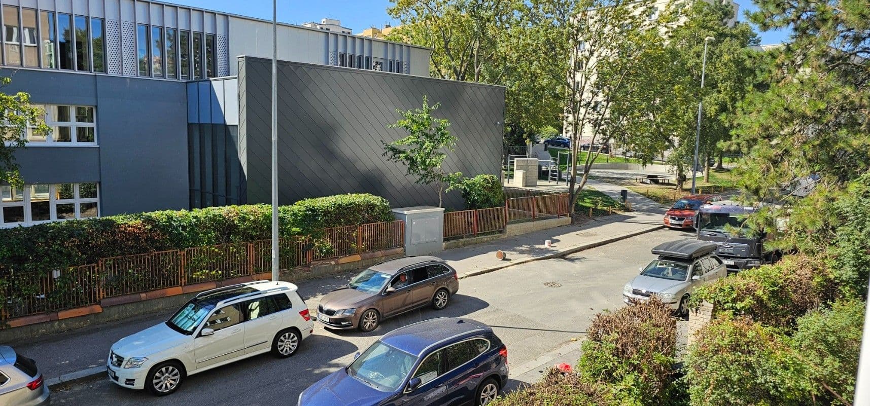 Prenájom bytu 1-izbový 45 m², Nad Kajetánkou, Praha, Praha Prenájom bytu 1-izbový 45 m², Nad Kajetánkou, Praha, Praha
