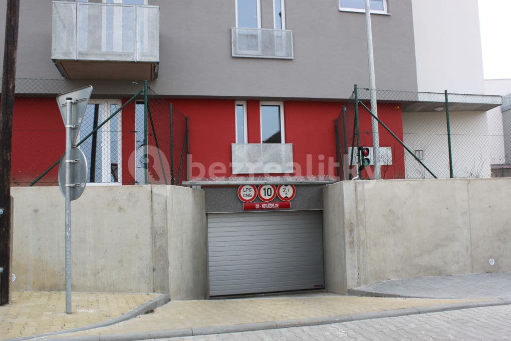 Prenájom bytu 3-izbový 101 m², Polní, Brandýs nad Labem-Stará Boleslav, Středočeský kraj Prenájom bytu 3-izbový 101 m², Polní, Brandýs nad Labem-Stará Boleslav, Středočeský kraj