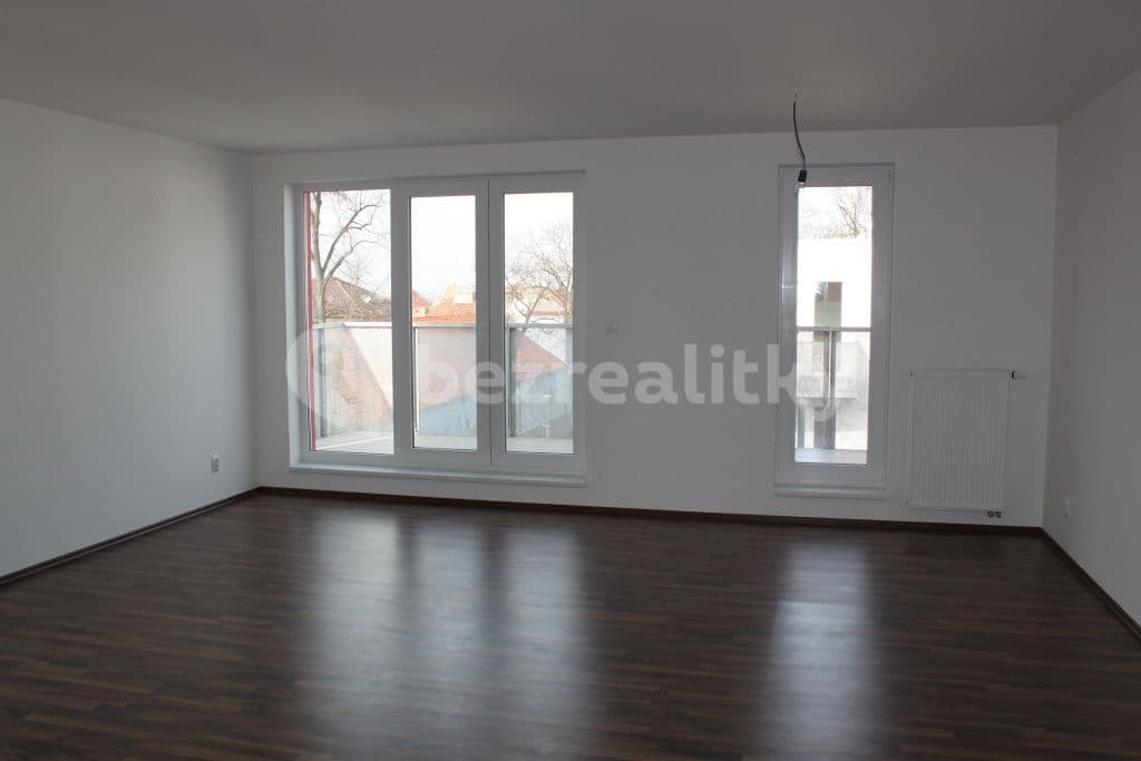 Prenájom bytu 3-izbový 101 m², Polní, Brandýs nad Labem-Stará Boleslav, Středočeský kraj Prenájom bytu 3-izbový 101 m², Polní, Brandýs nad Labem-Stará Boleslav, Středočeský kraj