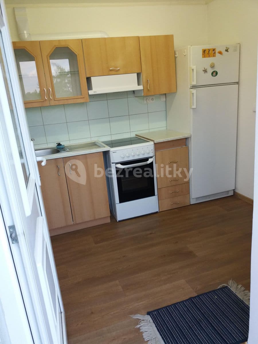 Prenájom bytu 1-izbový 36 m², Štychova, Praha, Praha Prenájom bytu 1-izbový 36 m², Štychova, Praha, Praha