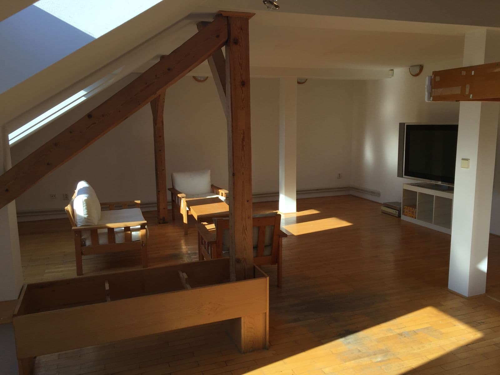 Prenájom bytu 3-izbový 127 m², Čápkova, Brno, Jihomoravský kraj Prenájom bytu 3-izbový 127 m², Čápkova, Brno, Jihomoravský kraj