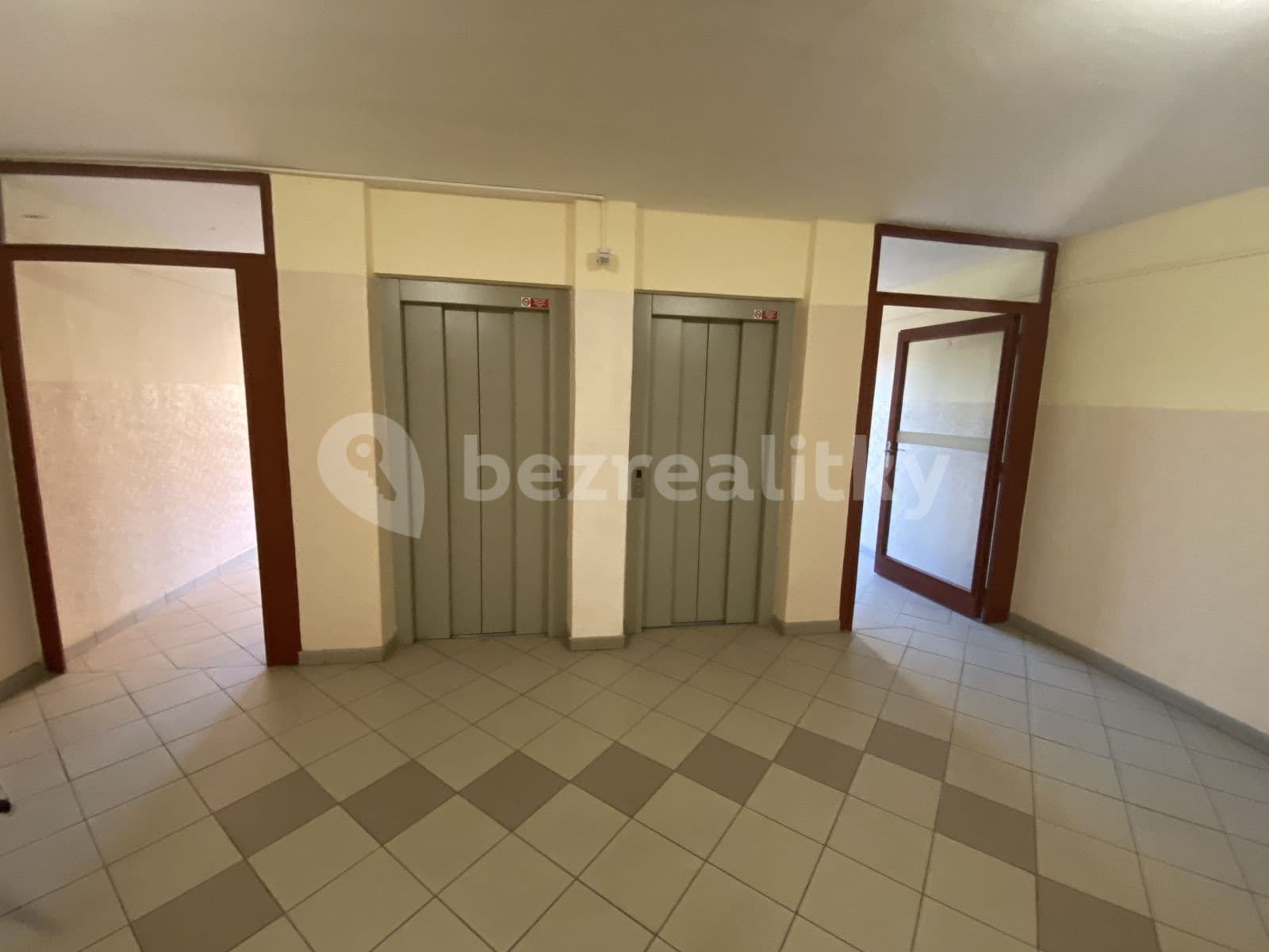 Prenájom bytu 2-izbový 49 m², Smotlachova, Praha, Praha Prenájom bytu 2-izbový 49 m², Smotlachova, Praha, Praha