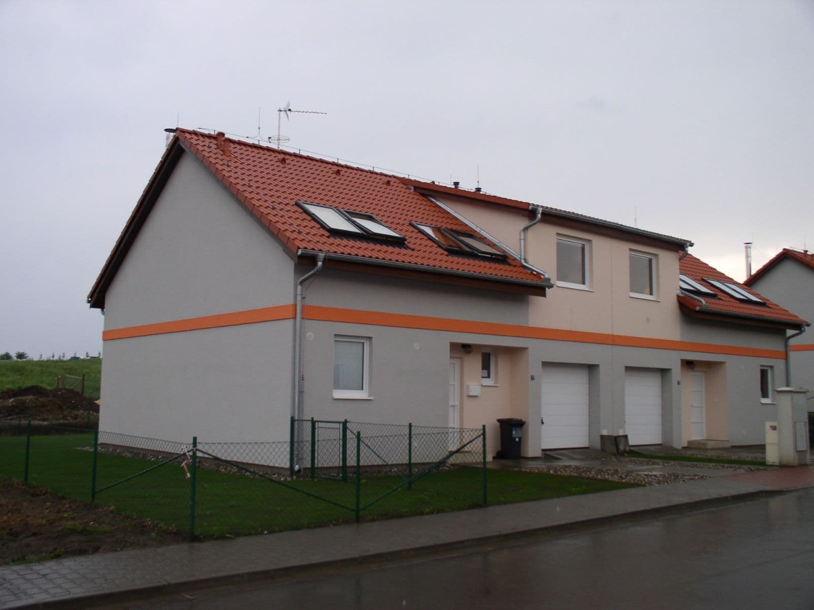 Prenájom domu 149 m², pozemek 378 m², Kemrova, Praha, Praha Prenájom domu 149 m², pozemek 378 m², Kemrova, Praha, Praha