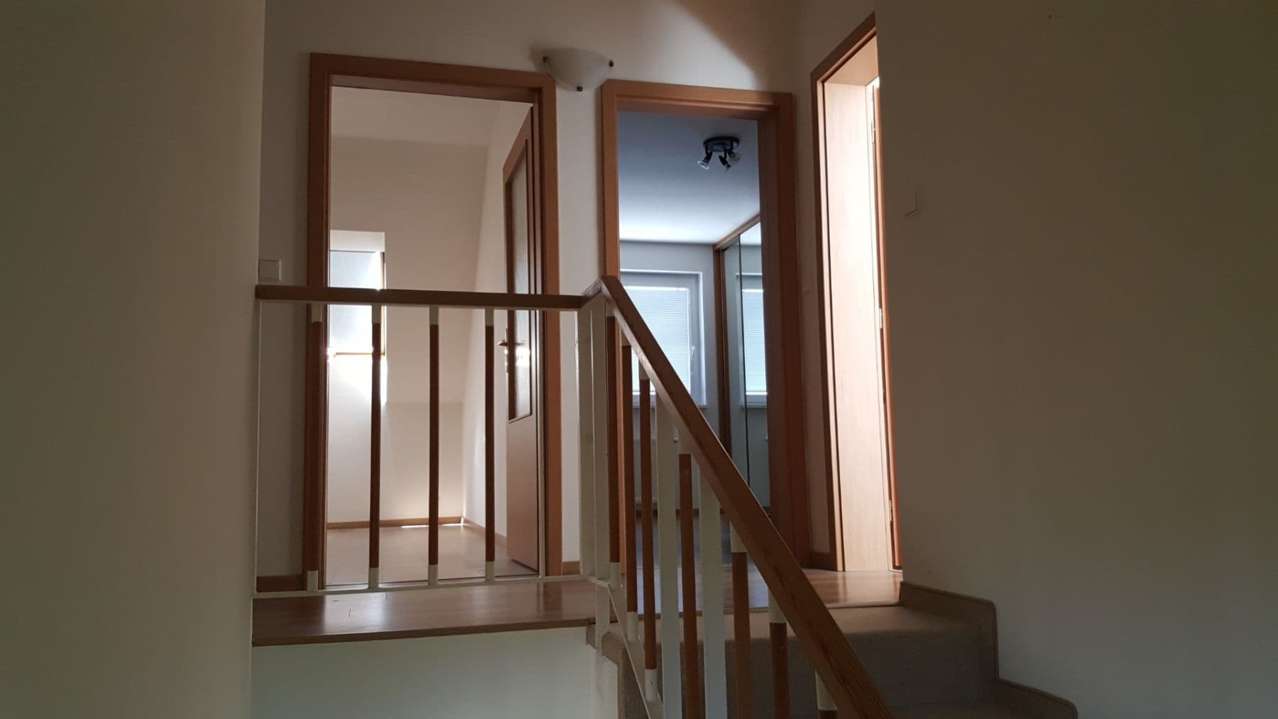 Prenájom domu 149 m², pozemek 378 m², Kemrova, Praha, Praha Prenájom domu 149 m², pozemek 378 m², Kemrova, Praha, Praha