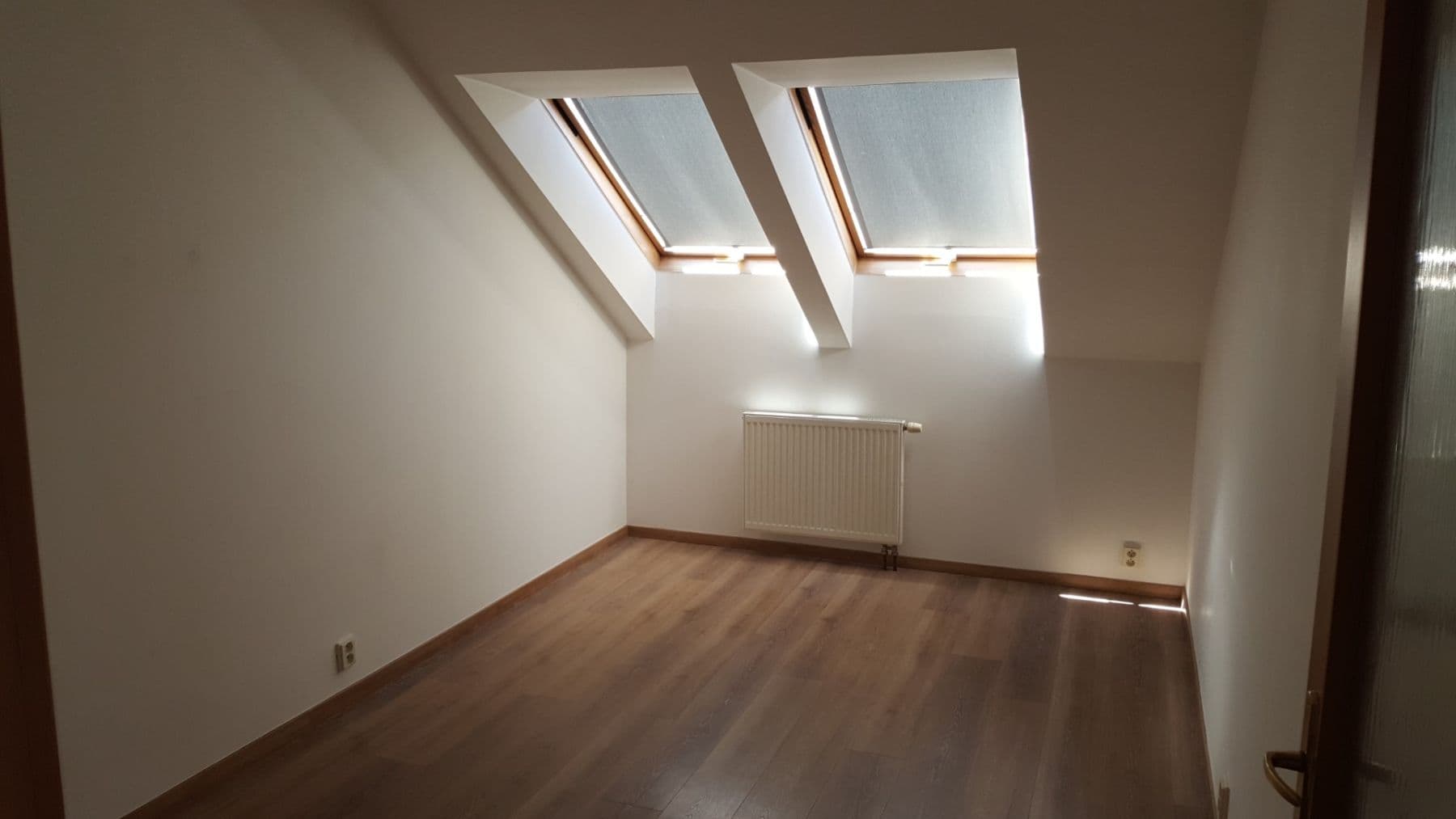 Prenájom domu 149 m², pozemek 378 m², Kemrova, Praha, Praha Prenájom domu 149 m², pozemek 378 m², Kemrova, Praha, Praha