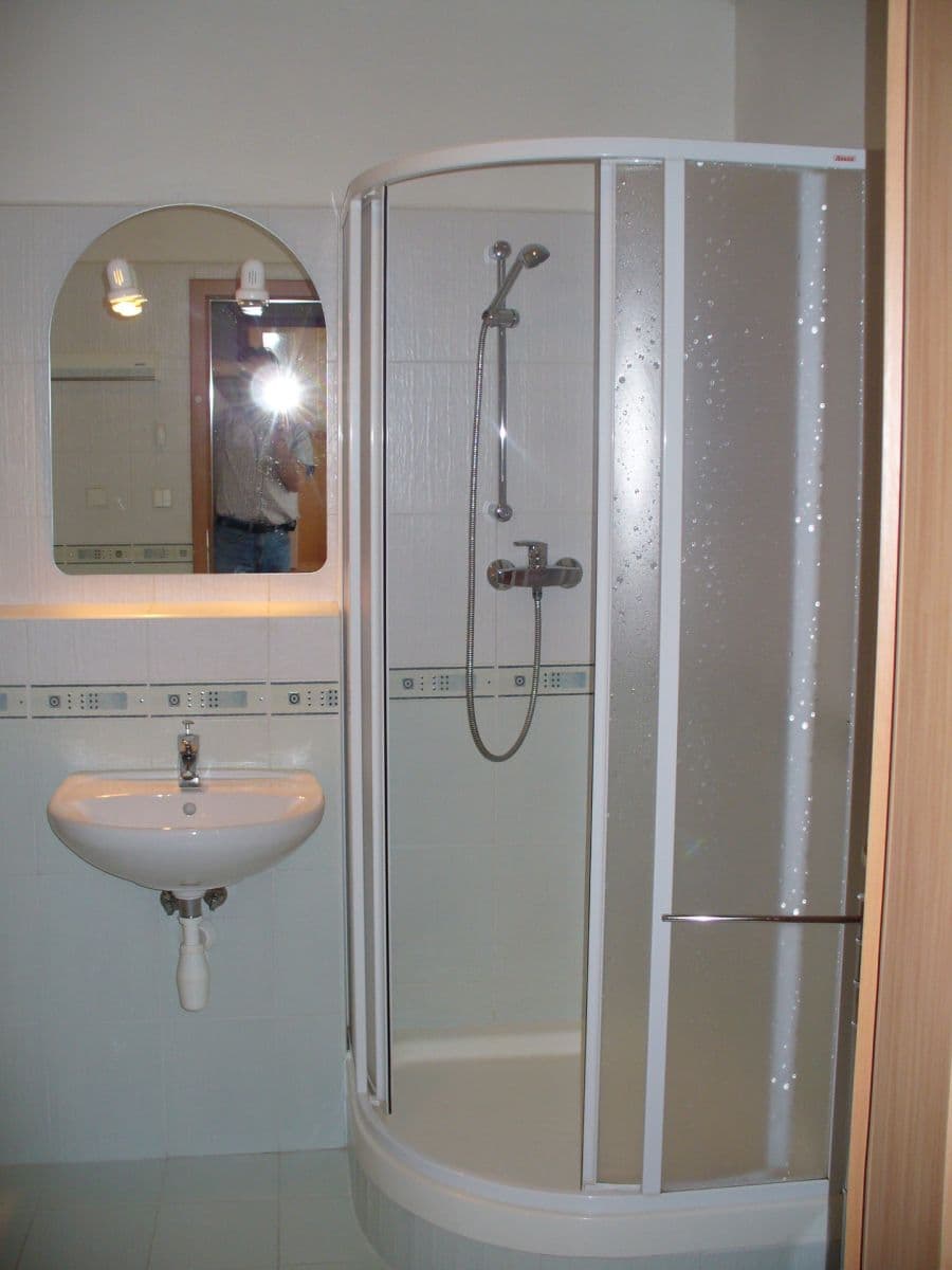 Prenájom domu 149 m², pozemek 378 m², Kemrova, Praha, Praha Prenájom domu 149 m², pozemek 378 m², Kemrova, Praha, Praha