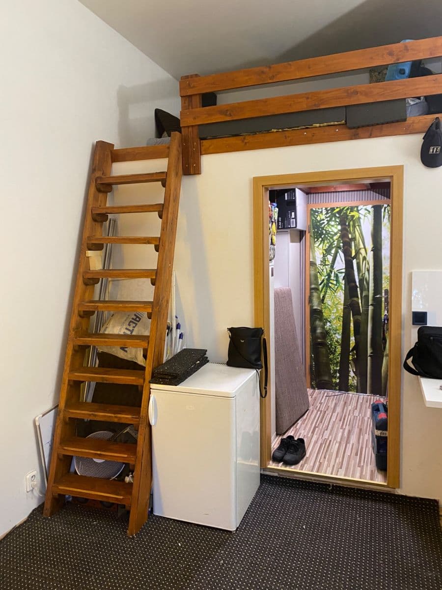 Prenájom bytu 1-izbový 27 m², Živanická, Praha, Praha Prenájom bytu 1-izbový 27 m², Živanická, Praha, Praha