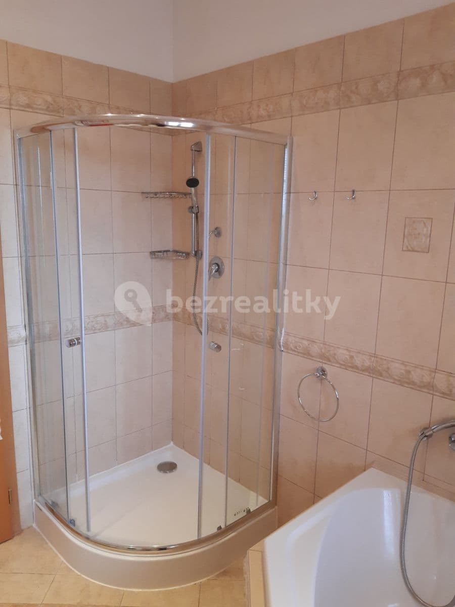 Prenájom bytu 2-izbový 114 m², Pod Bučinou, Řitka, Středočeský kraj Prenájom bytu 2-izbový 114 m², Pod Bučinou, Řitka, Středočeský kraj