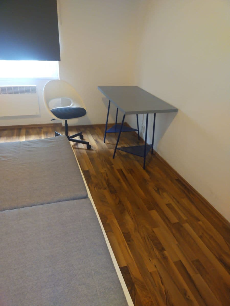 Prenájom bytu 3-izbový 68 m², Malířská, Praha, Praha Prenájom bytu 3-izbový 68 m², Malířská, Praha, Praha