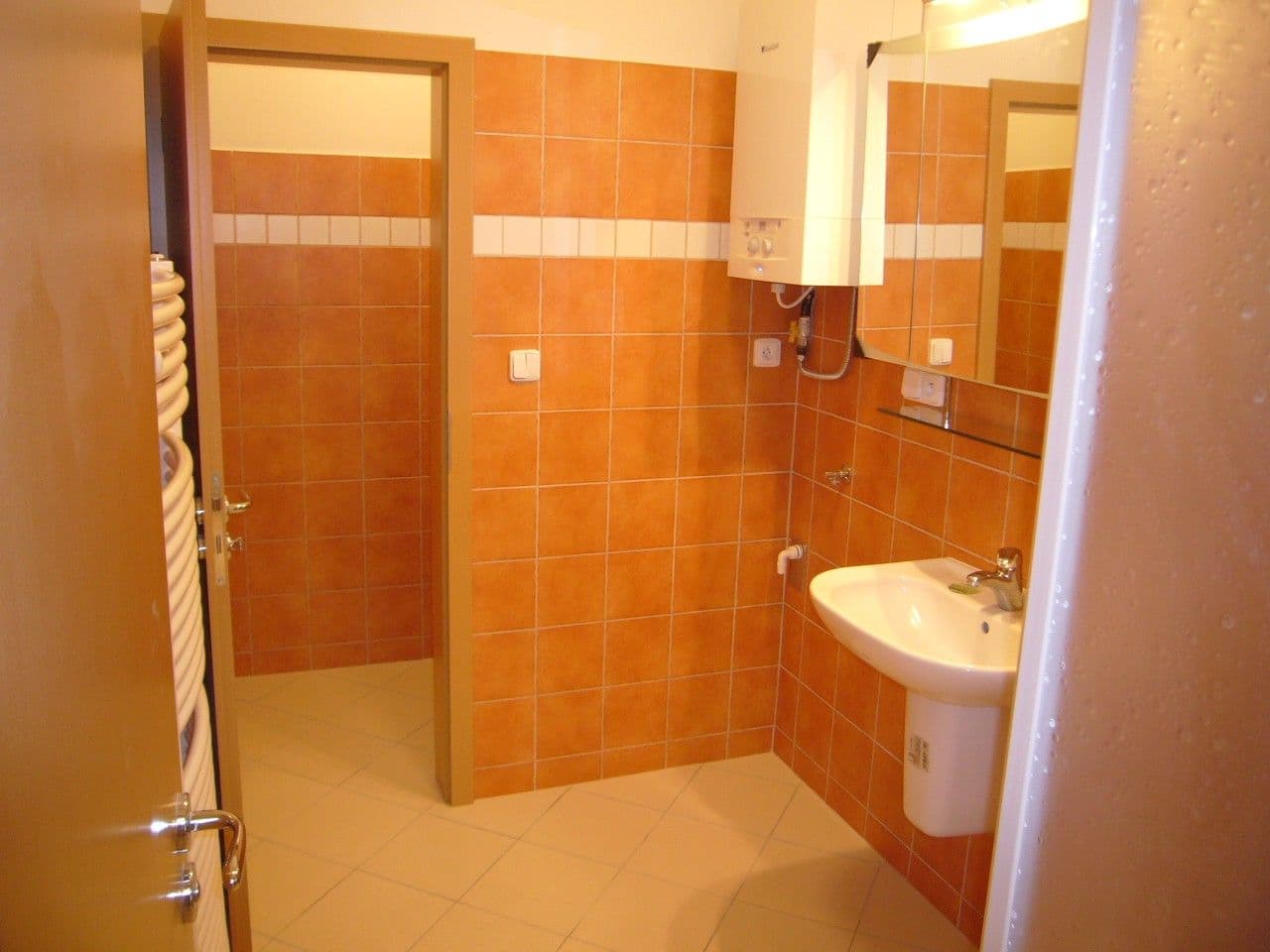 Prenájom bytu 1-izbový 37 m², Ovenecká, Praha, Praha Prenájom bytu 1-izbový 37 m², Ovenecká, Praha, Praha