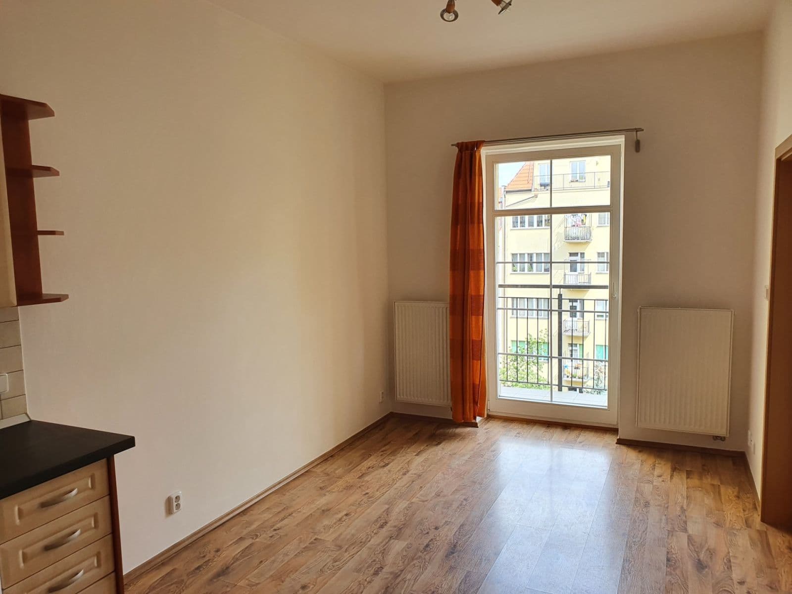 Prenájom bytu 1-izbový 37 m², Ovenecká, Praha, Praha Prenájom bytu 1-izbový 37 m², Ovenecká, Praha, Praha