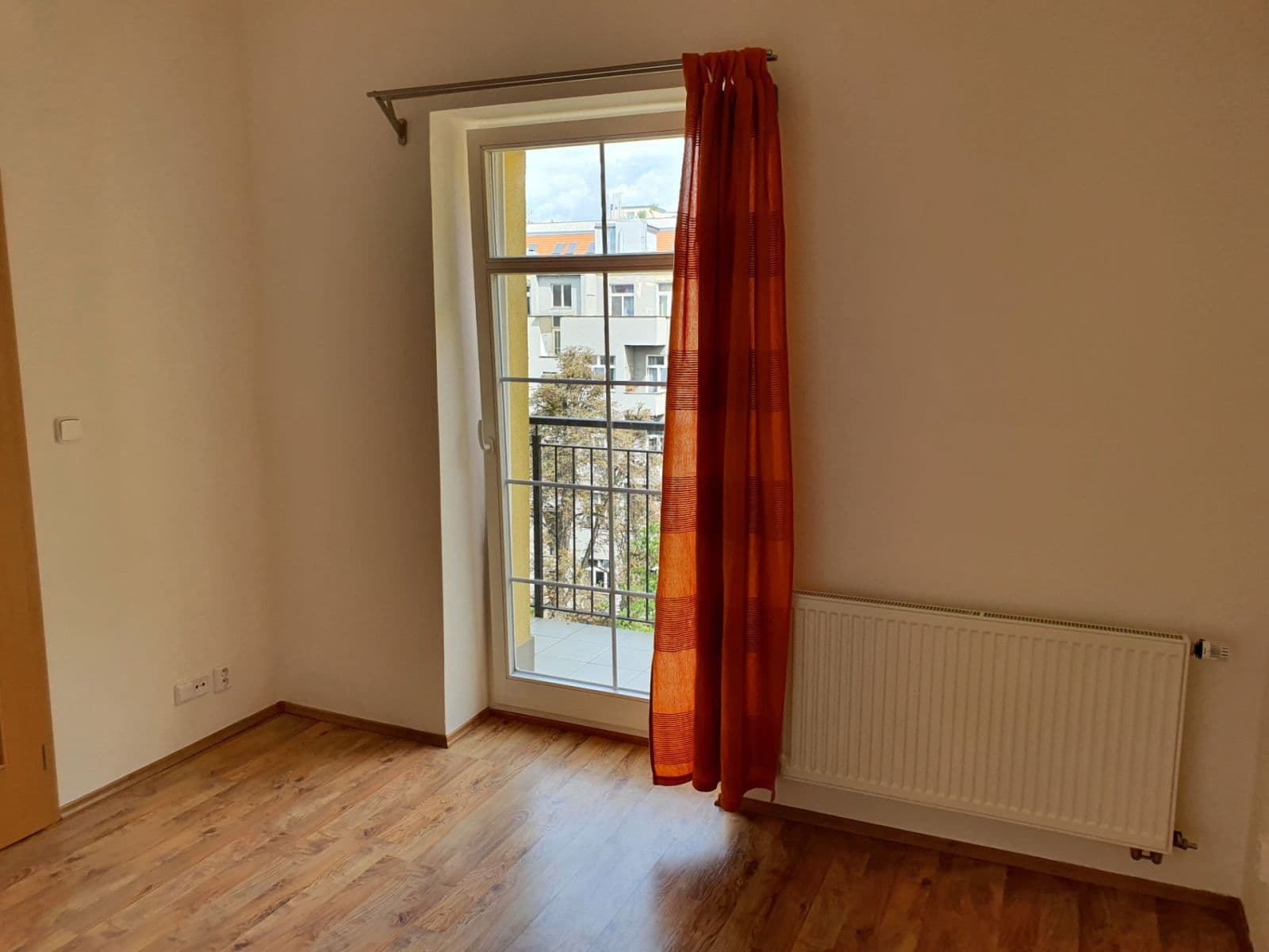 Prenájom bytu 1-izbový 37 m², Ovenecká, Praha, Praha Prenájom bytu 1-izbový 37 m², Ovenecká, Praha, Praha