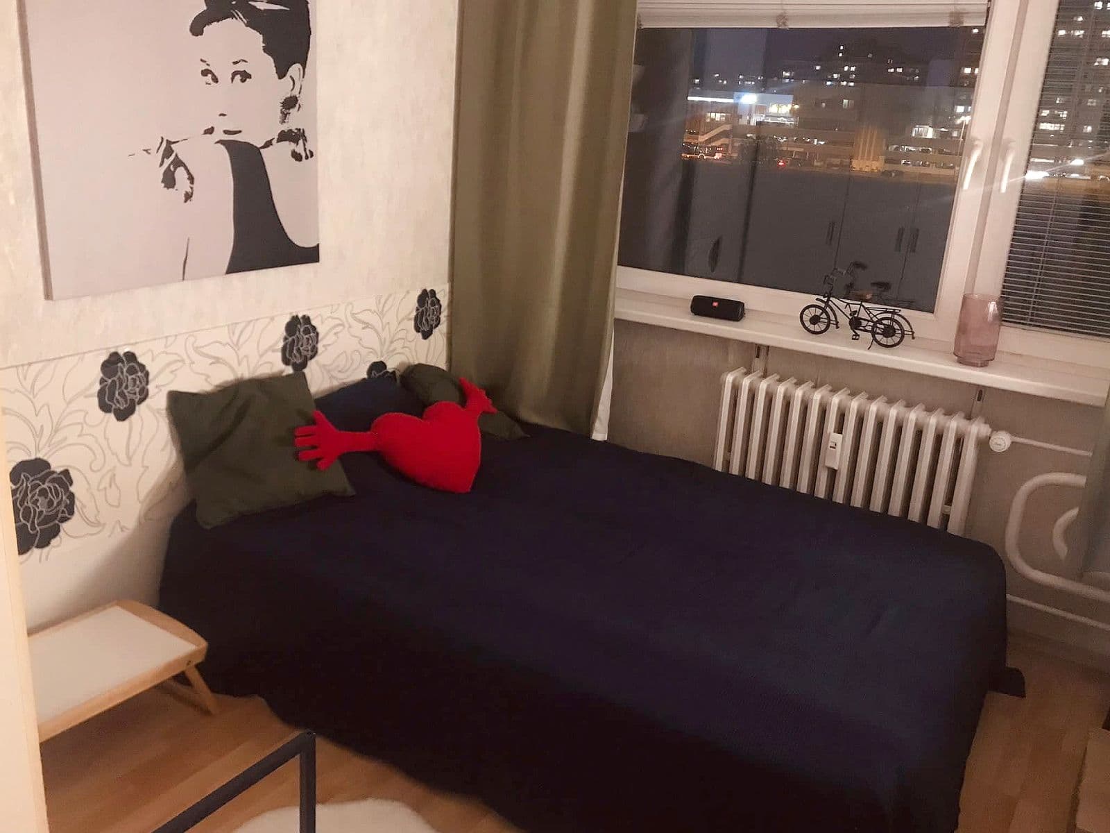 Prenájom bytu 3-izbový 72 m², Mnichovická, Praha, Praha Prenájom bytu 3-izbový 72 m², Mnichovická, Praha, Praha